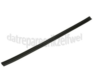 Foto van Bauknecht Dorpelrubber Onderzijde bij de deur GSX4756 -53,7cm- 