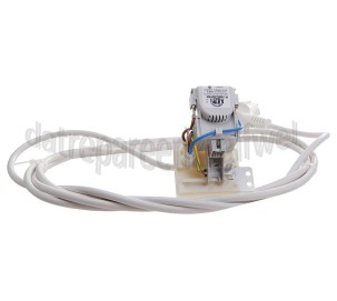 Foto van Indesit Condensator Netsnoer 3x1,5mm2 met ontstoringsfilter 0.47uf IWC5145, IWB5125 