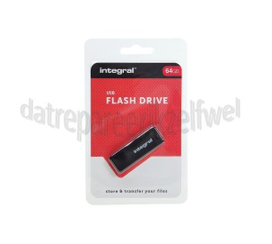 Foto van Integral Memory stick 64GB USB Flash Drive Zwart USB 2.0 