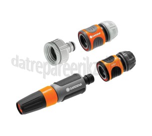 Foto van Gardena Sproeistuk Startset compleet Kraanstuk, adapter, slangstuk, waterstop en tuinspuit 