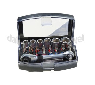 Foto van Benson Bitje Bit en Doppenset 24 Delig + ratel 