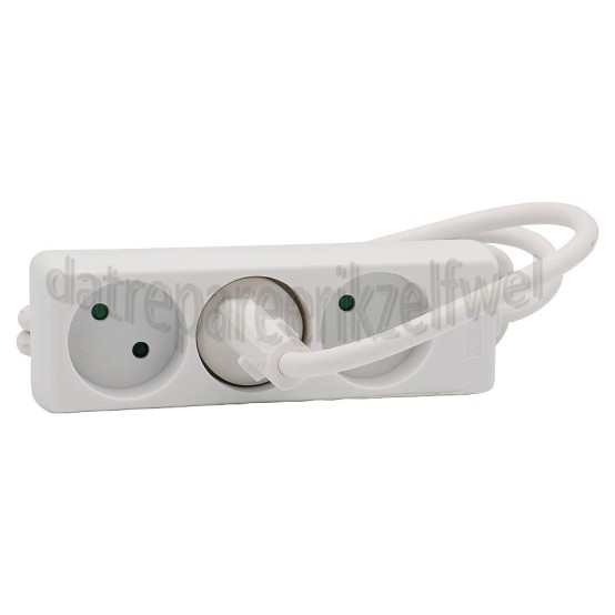 Foto van Q-Link Tafelcontactdoos 2x 1.5mm 1.5 Meter Wit 3 Voudig zonder Randaarde 