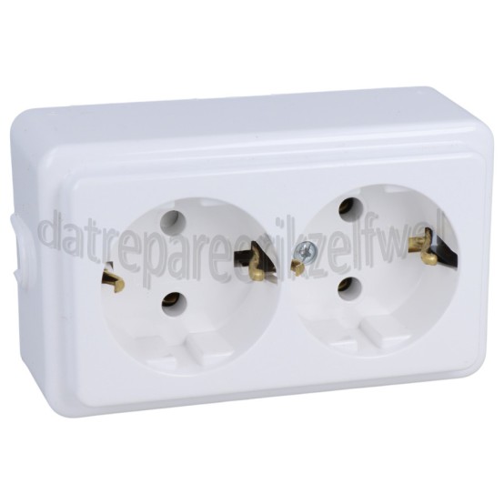 Foto van Kopp Wandkontaktdoos Standaard 2V RA Opbouw, Arctic Wit Binnen, IP20, 16A 