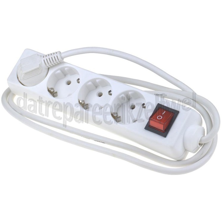 Foto van Tafelcontactdoos 3x1mm2 2500W RA wit 1,5M 4v tafelcontactdoos met schakelaar 