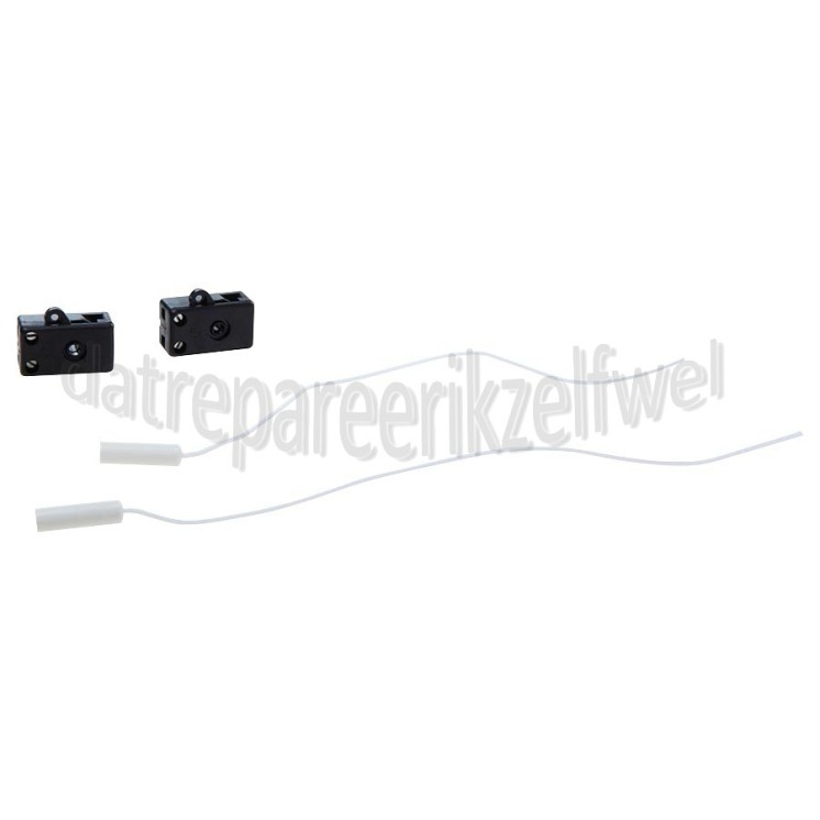 Foto van Q-Link Schakelaar 2x0,75mm2 450W Inbouw trekschakelaar universeel 